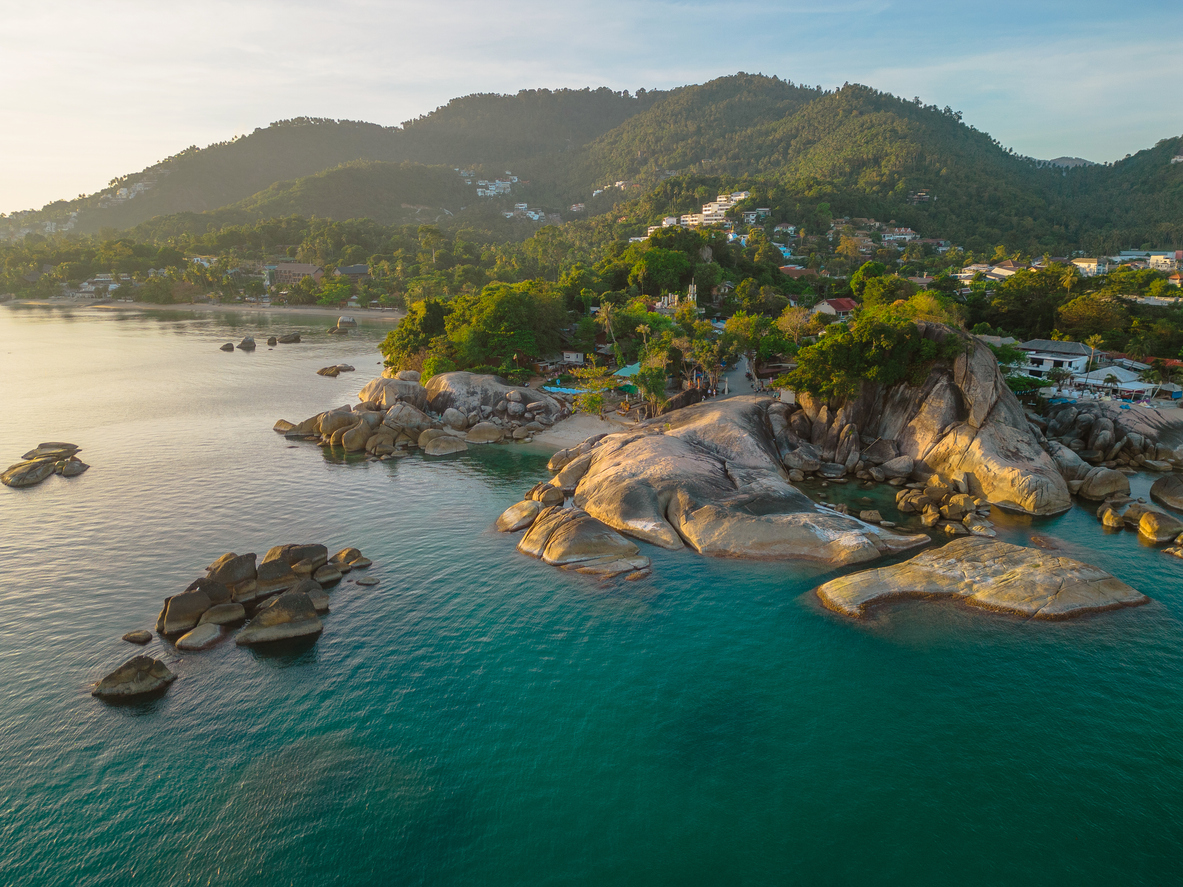 Découvrez nos séjours de luxe en vente privée - Koh samui. VeryChic vous propose des voyages jusqu’à -70% dans les plus beaux hôtels du monde - Koh samui