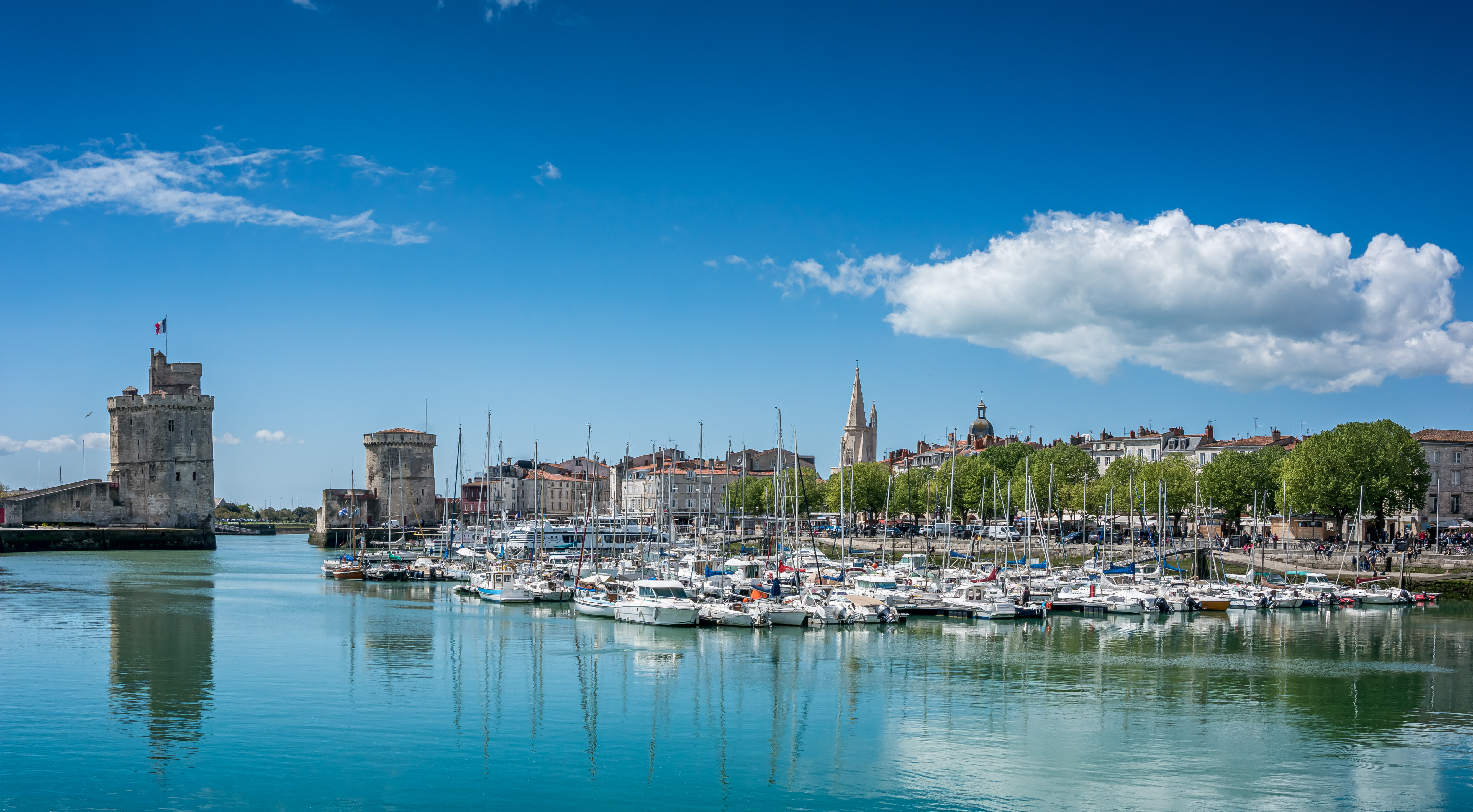 Découvrez nos séjours de luxe en vente privée - La rochelle. VeryChic vous propose des voyages jusqu’à -70% dans les plus beaux hôtels du monde - La rochelle