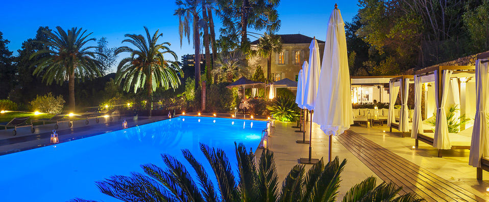 Château de la Tour ★★★★ - Castle stay in Cannes in a beautiful 19th-century building. - Cannes, France