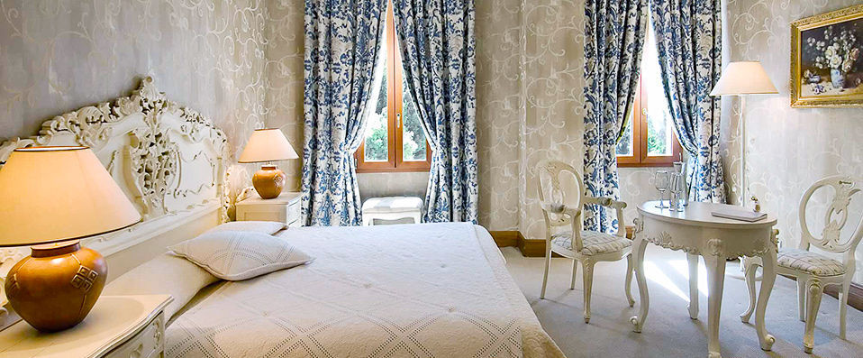 Château de la Tour ★★★★ - Castle stay in Cannes in a beautiful 19th-century building. - Cannes, France