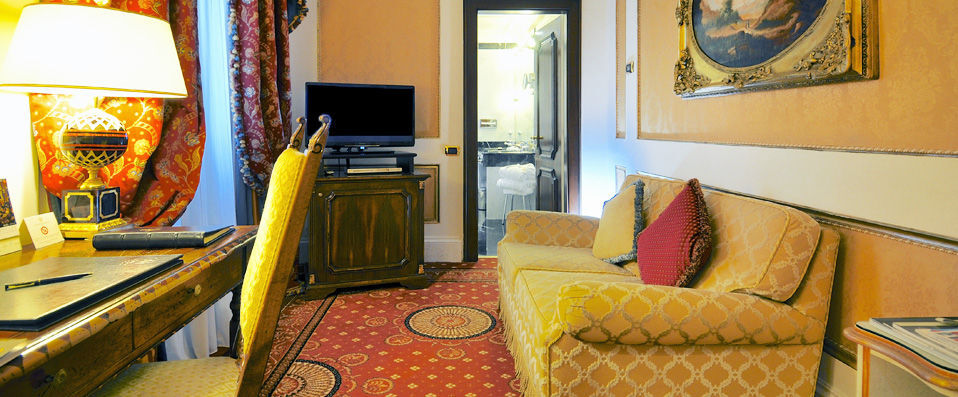 Hotel Splendide Royal ★★★★★L - Ornate Baroque palace in the heart of Rome - Rome, Italy