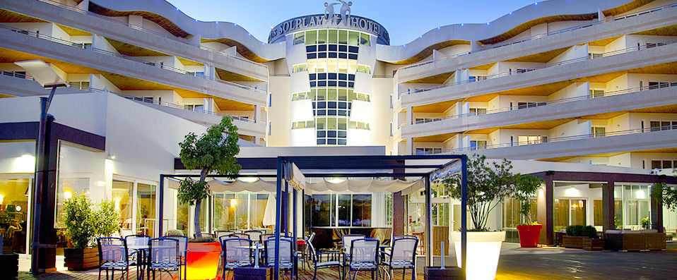 Solplay Hotel de Apartamentos ★★★★ - Stylish apartments for up to 5 people just outside of Lisbon. - Lisbon Region, Portugal