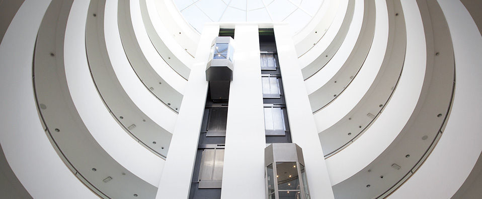 Solplay Hotel de Apartamentos ★★★★ - Stylish apartments for up to 5 people just outside of Lisbon. - Lisbon Region, Portugal