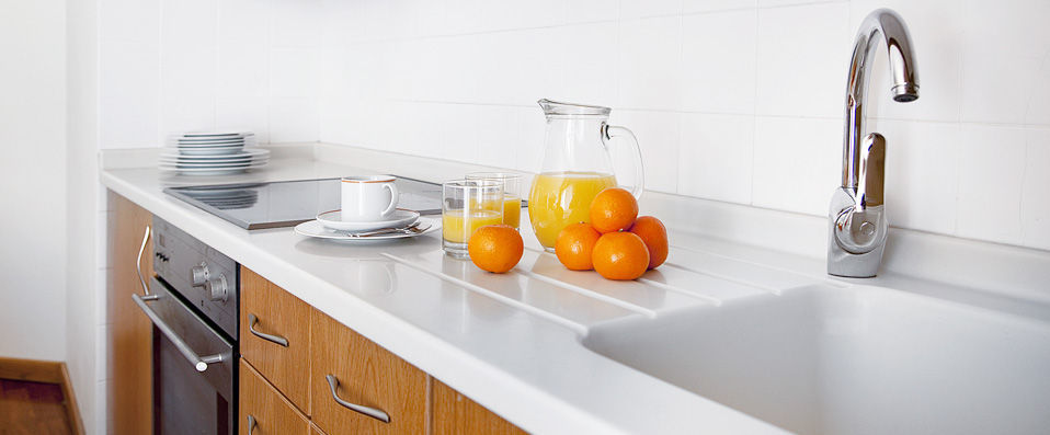 Solplay Hotel de Apartamentos ★★★★ - Stylish apartments for up to 5 people just outside of Lisbon. - Lisbon Region, Portugal