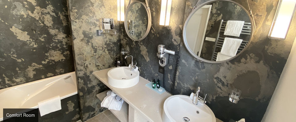 Hôtel Saint-Pierre ★★★★ - Allow the Loire to allure you to the 'Garden of France'. - Saumur, France