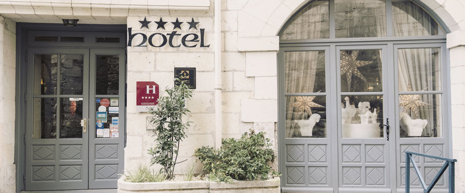 Hôtel Saint-Pierre ★★★★ - Allow the Loire to allure you to the 'Garden of France'. - Saumur, France