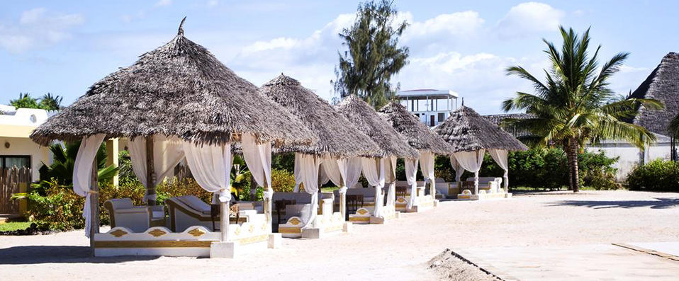 Hotel Gold Zanzibar Beach House & Spa ★★★★★ - Strike gold with this paradisiacal African retreat. <b>All Inclusive!</b> - Zanzibar, Tanzania
