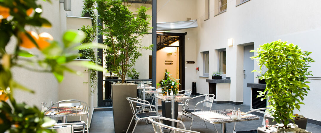 Opera Garden Hotel & Apartments ★★★★ - Une adresse élégante et conviviale au cœur de Budapest, parfaite pour une échappée confortable et familiale. - Budapest, Hungary