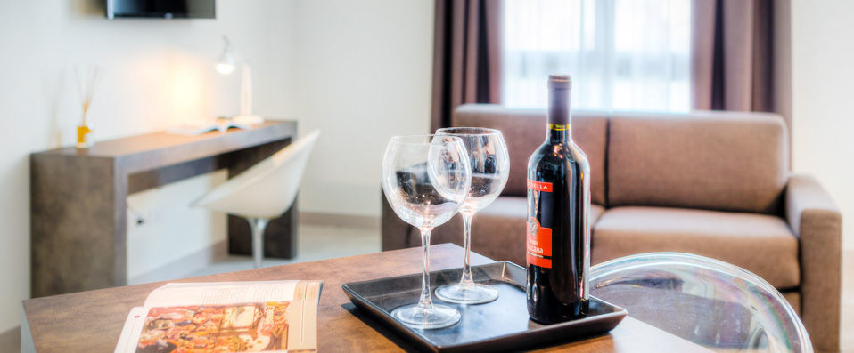 Forte 16 - Florentine chic in your own city apartment. - Florence, Italy