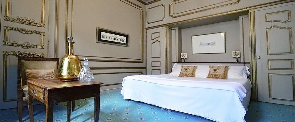 Hôtel d'Europe ★★★★★ - Un séjour historique dans l’un des plus beaux hôtels de la région. - Avignon, France
