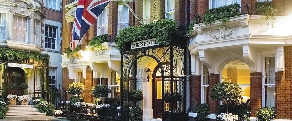 Dukes Hotel ★★★★★ - You won't be shaken but may be stirred by this quintessentially British boutique hotel - London, England