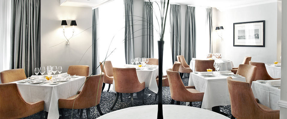 Dukes Hotel ★★★★★ - You won't be shaken but may be stirred by this quintessentially British boutique hotel - London, England