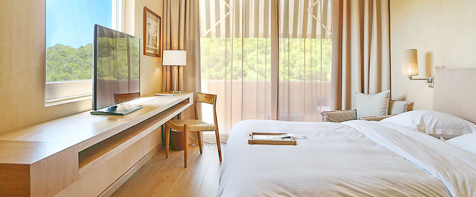 The Margi ★★★★★ - A balance between culture and relaxation on the paradisiacal Greek peninsula. - Vouliagmeni, Greece