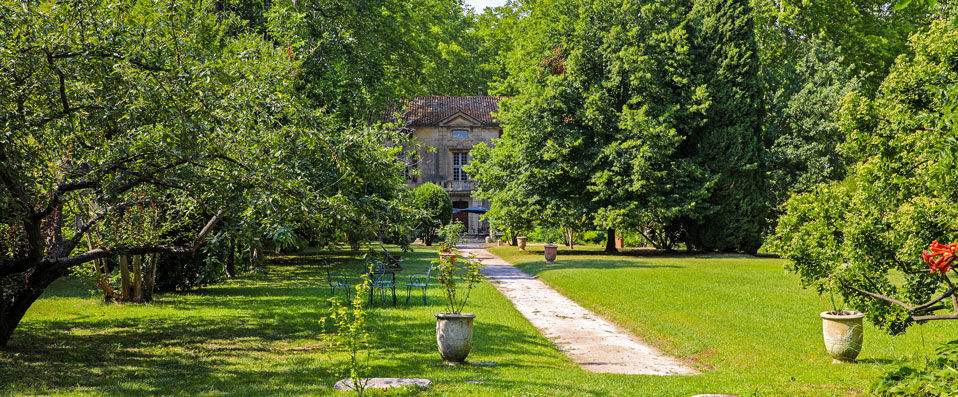 Château de Roussan ★★★★ - Escapade gourmande sous le soleil de la Provence. - Provence, France