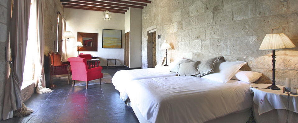 Posada Real Castillo del Buen Amor ★★★★★ - A romantic medieval castle getaway in the Spanish countryside. - Salamanca, Spain