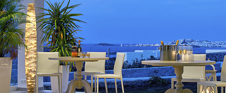 Naxian Collection Luxury Villas & Suites - Romantic suites and villas on the shores of the Aegean Sea. - Naxos Island, Greece