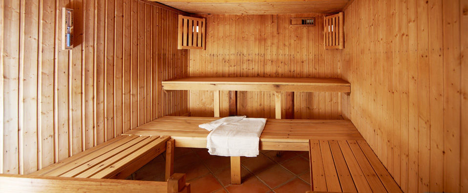 Les Chalets de Rosael - Enjoy some mountain’tainment in the Alps. - French Alps