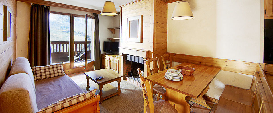 Les Chalets de Rosael - Enjoy some mountain’tainment in the Alps. - French Alps