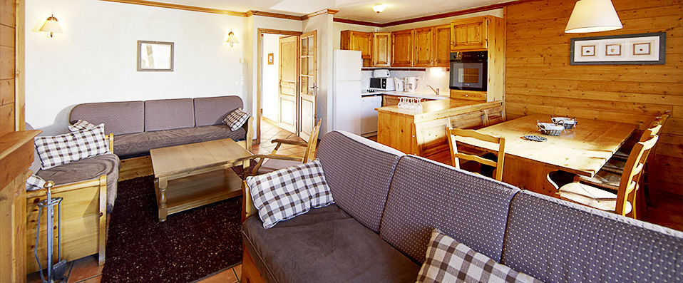 Les Chalets de Rosael - Enjoy some mountain’tainment in the Alps. - French Alps
