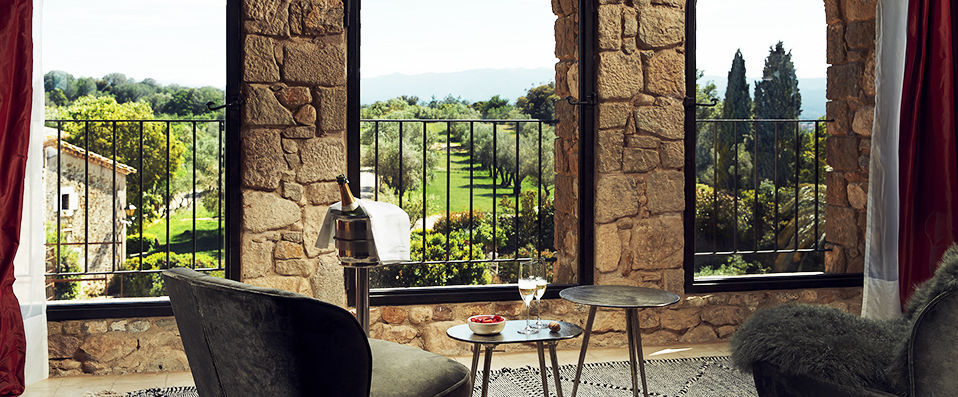 Hotel Castell d'Emporda ★★★★ - Experience life in a Spanish castle. - Costa Brava, Spain