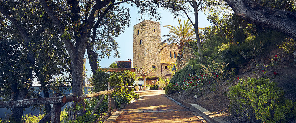 Hotel Castell d'Emporda ★★★★ - Experience life in a Spanish castle. - Costa Brava, Spain