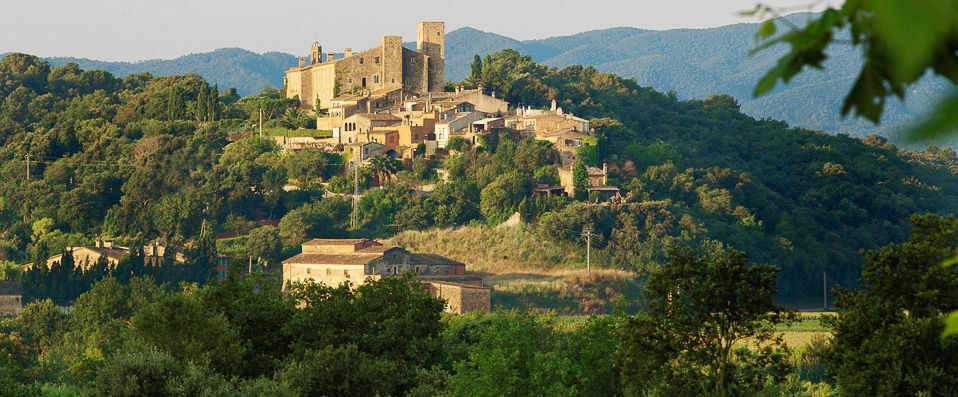 Hotel Castell d'Emporda ★★★★ - Experience life in a Spanish castle. - Costa Brava, Spain