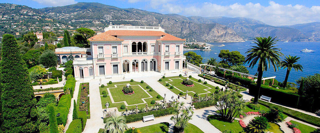 Hotel Royal-Riviera ★★★★★ - Contemporary chic in this Grande Dame of the Riviera. - Saint-Jean-Cap-Ferrat, France