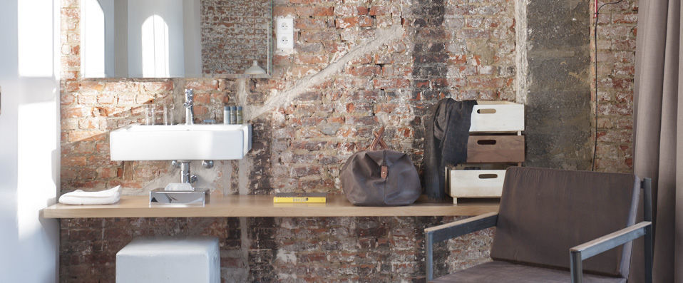 9Hotel Central - Close to all the sights in witty and eccentric Brussels - Brussels, Belgium
