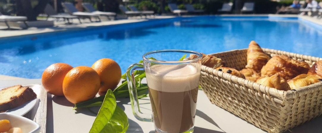 L'Orangeraie - Grand yet cosy and personal in the South of France. - Côte d'Azur, France