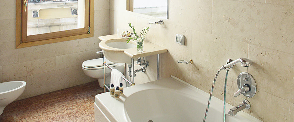 San Simeon Apartments ★★★★ - Romantic apartment in the heart of Venice, only a few steps from St. Mark's Square. - Venice, Italy