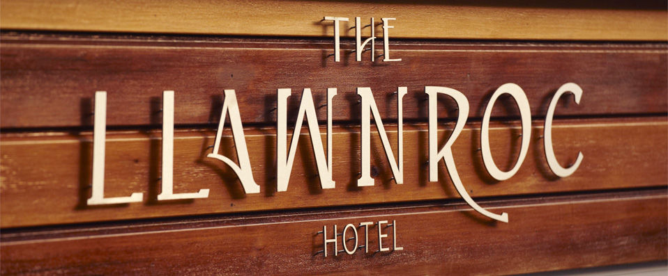 The Llawnroc Hotel ★★★★ St Austell Verychic