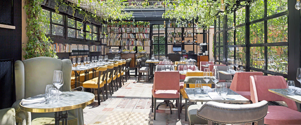 The Corner Townhouse - When in Rome do as the Romans do: lavish and luxurious! - Rome, Italy