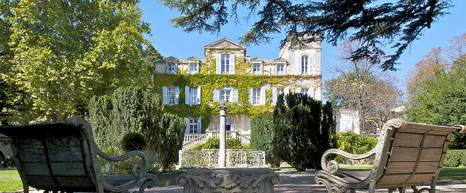 Chateau de Varenne ★★★★ - A chateau steeped in history, with magnificent grounds and an atmosphere of luxury. - Provence, France