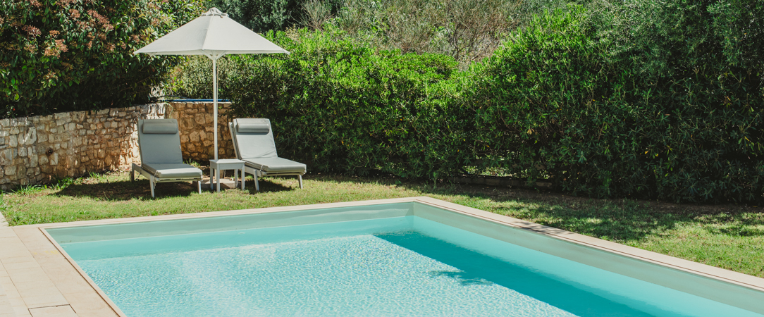 Camvillia Resort ★★★★★ - Vue sur le bleu de la mer Ionienne depuis un resort 5 étoiles. - Peloponnèse, Grèce