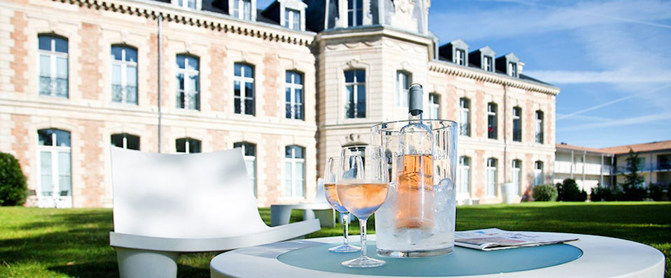 Hôtel & Spa du Château ★★★★ - All-encompassing relaxatione near France's L'île de Ré. - La Rochelle, France