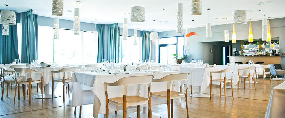 Hôtel & Spa du Château ★★★★ - All-encompassing relaxatione near France's L'île de Ré. - La Rochelle, France
