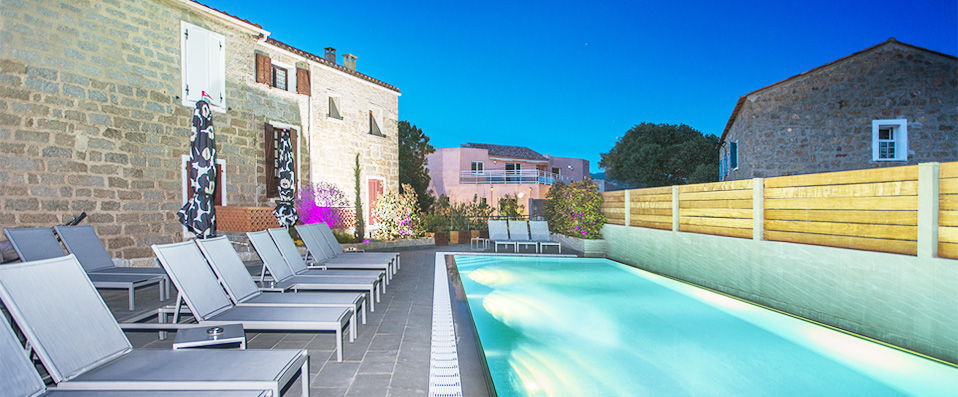 Hôtel Le Golfe ★★★★ Piscine & Spa Casanera - Partir à la recherche de la crique perdue - Corse, France