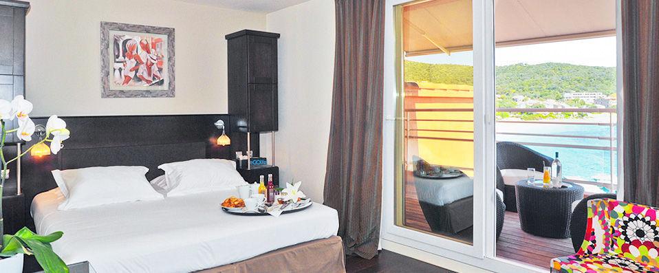 Hôtel Le Golfe ★★★★ Piscine & Spa Casanera - Partir à la recherche de la crique perdue - Corse, France