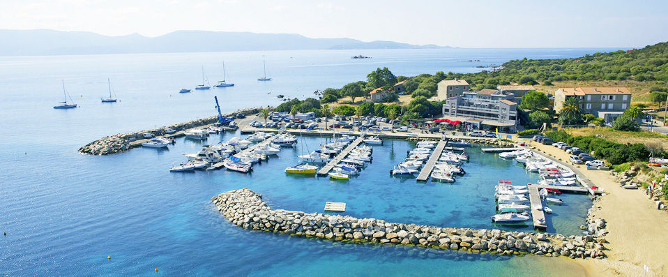 Hôtel Le Golfe ★★★★ Piscine & Spa Casanera - Partir à la recherche de la crique perdue - Corse, France