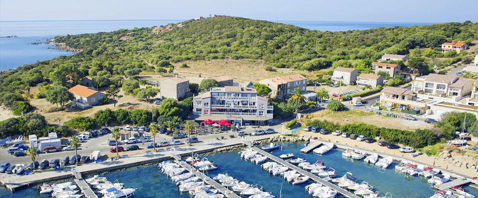 Hôtel Le Golfe ★★★★ Piscine & Spa Casanera - Partir à la recherche de la crique perdue - Corse, France