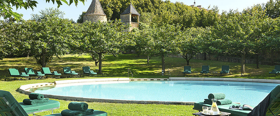 Château de Bagnols ★★★★★ - Perfectly and regally restored chateau comfort. - Beaujolais, France