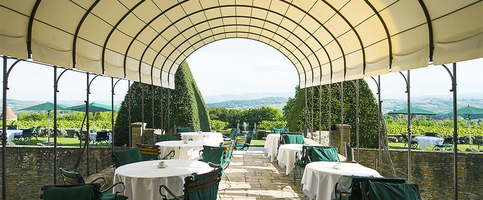 Château de Bagnols ★★★★★ - Perfectly and regally restored chateau comfort. - Beaujolais, France