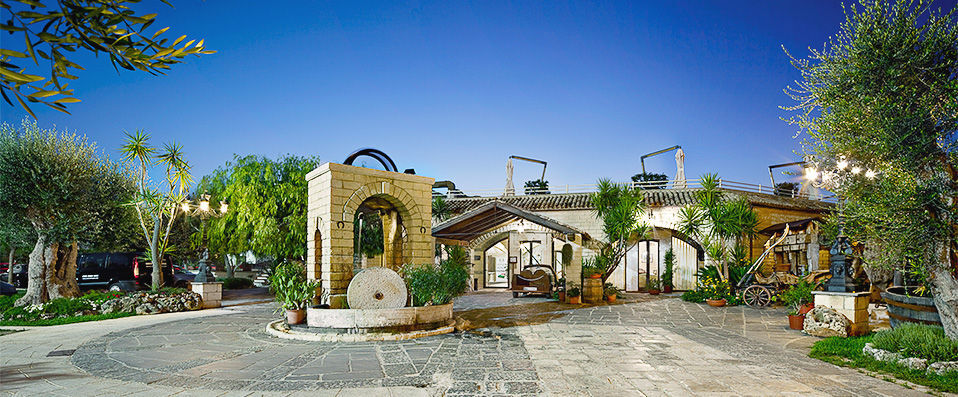 UNA Hotel Regina ★★★★ - A rustic retreat near Bari. - Puglia, Italy