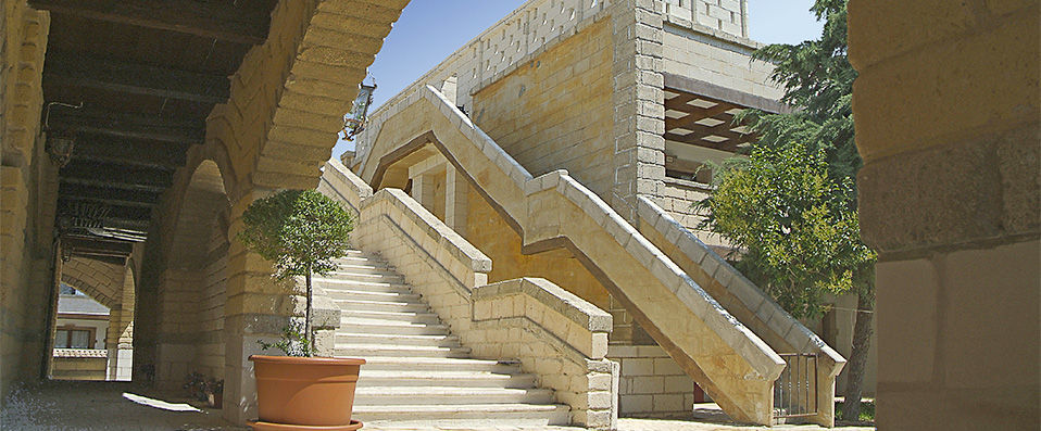 UNA Hotel Regina ★★★★ - A rustic retreat near Bari. - Puglia, Italy