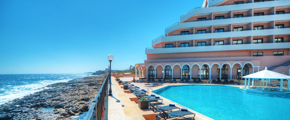 Radisson Blu Resort St Julian's ★★★★★ - Détente et farniente en terre sacrée. - Saint Julian's, Malte