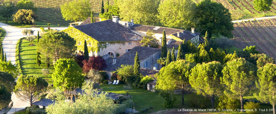 LA BASTIDE DE MARIE - Par Anne Allio, correspondante de VeryChic - Ménerbes, France
