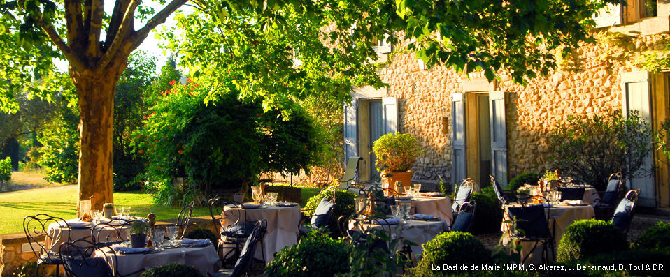 LA BASTIDE DE MARIE - Par Anne Allio, correspondante de VeryChic - Ménerbes, France