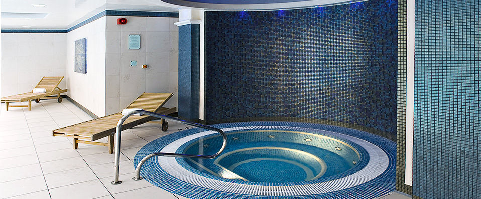 Ettington Park Hotel ★★★★ - Luxurious country mansion with extensive grounds, just outside Shakespeare’s hometown. - Stratford-upon-Avon, United Kingdom