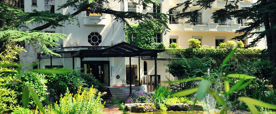 Grand Hôtel du Domaine de Divonne ★★★★ - Un domaine de charme, en plein cœur de la nature et à deux pas de la Suisse. - Ain, France
