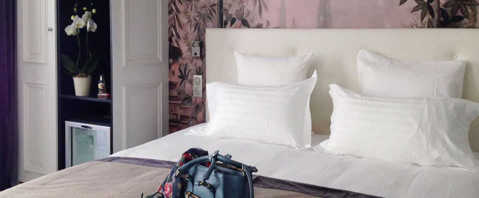 Hotel Taylor - Learning the art of strolling in Paris’ 10th arrondissement. - Paris, France